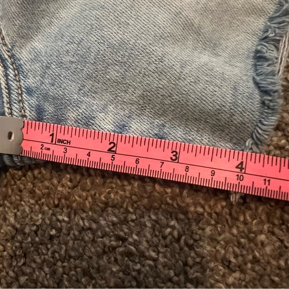 BKE Denim Light Blue Distressed Denim Shorts size 27 - Picture 6 of 6